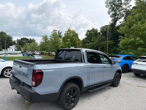 Certified 2024 Honda Ridgeline Black Edition image 9