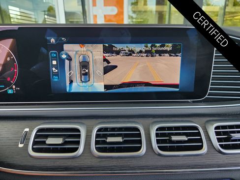 Certified 2026 Mercedes-Benz GLS 580 4MATIC image 24
