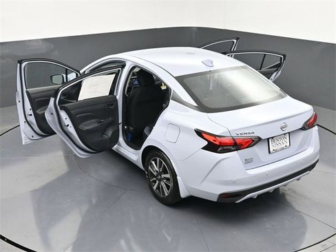 New 2025 Nissan Versa SV w/ Trunk Package image 42