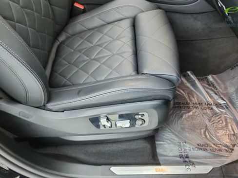Used 2025 BMW X7 xDrive40i w/ Premium Package AWD/4WD image 35