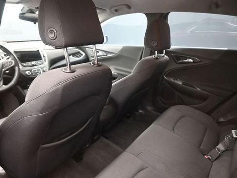 Used 2021 Chevrolet Malibu RS image 23