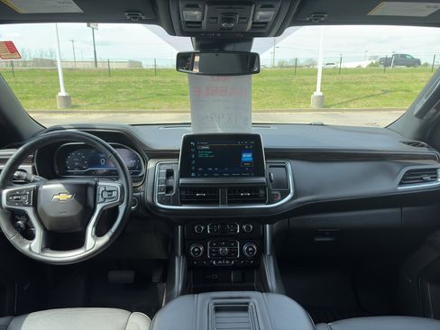 Used 2023 Chevrolet Tahoe LT w/ LT Signature Package image 15