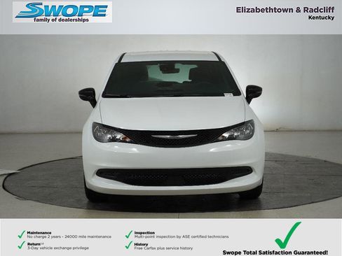 New 2026 Chrysler Voyager LX image 8