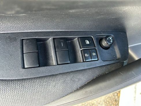 Used 2024 Toyota Corolla LE image 16