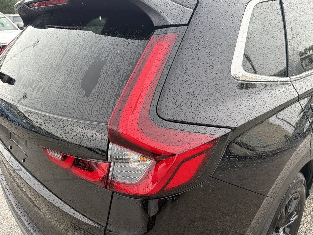 Used 2025 Honda CR-V Sport-L image 10