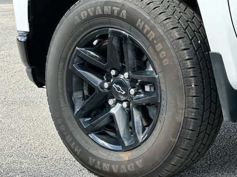 Used 2022 Chevrolet Silverado 1500 Custom Trail Boss image 11