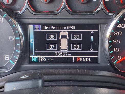 Used 2017 GMC Yukon SLE w/ SLE Value Package image 10