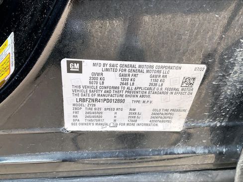 Used 2023 Buick Envision Essence w/ Sport Touring Package FWD image 34