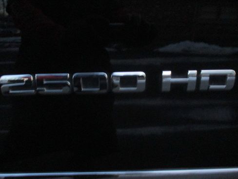 Used 2015 Chevrolet Silverado 2500 LTZ image 11