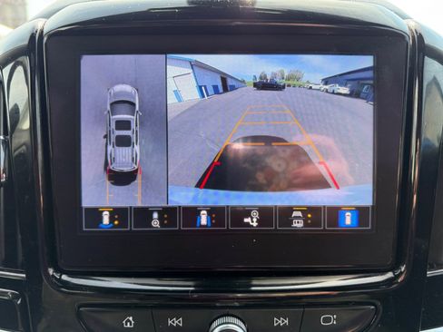 Used 2023 Chevrolet Traverse RS w/ LPO, Floor Liner Package AWD/4WD image 20