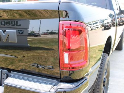 Used 2026 RAM 3500 Laramie AWD/4WD image 42