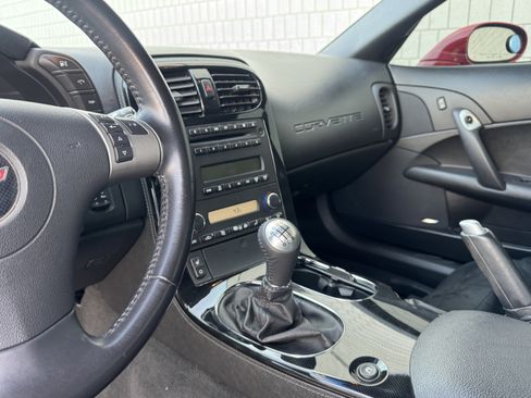 Used 2009 Chevrolet Corvette Z06 w/ Preferred Equipment Group image 45