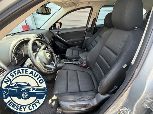 Used 2013 MAZDA CX-5 Touring w/ Touring Tech Pkg FWD image 4