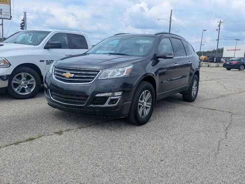 Used 2015 Chevrolet Traverse LT AWD/4WD image 6