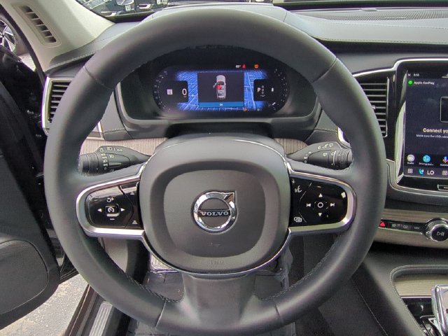 Certified 2023 Volvo XC90 B6 Ultimate w/ Protection Package Premier AWD/4WD image 17