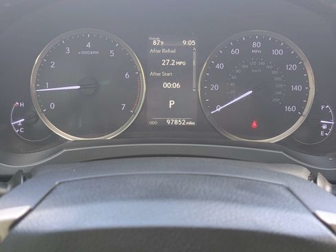 Used 2019 Lexus IS 300 RWD image 28