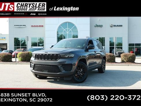 Used 2024 Jeep Grand Cherokee Altitude AWD/4WD image 1