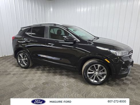 Used 2023 Buick Encore GX Select w/ Sport Touring Package AWD/4WD image 1