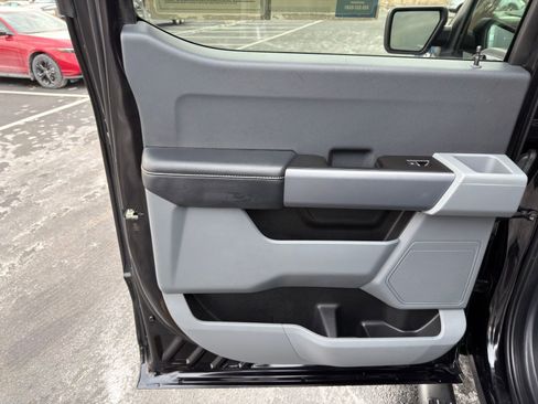 Used 2022 Ford F150 XLT image 23