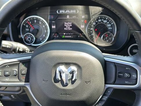Used 2023 RAM 1500 Big Horn AWD/4WD image 11