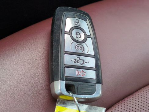 Used 2020 Ford F150 Platinum w/ Equipment Group 701A Luxury image 29