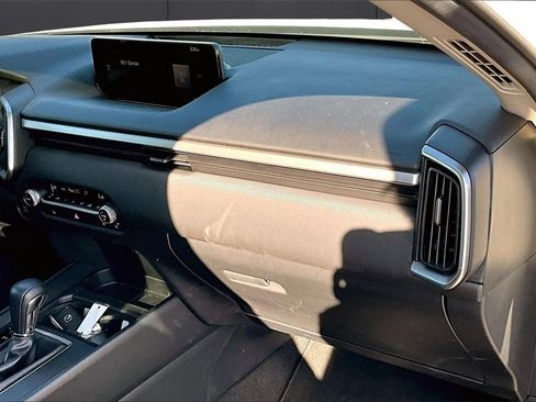 Used 2025 MAZDA CX-50 AWD 2.5 S w/ Premium Package image 16