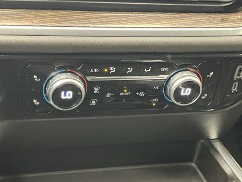 Used 2023 GMC Sierra 1500 Elevation w/ LPO, Elevation Black Package image 22