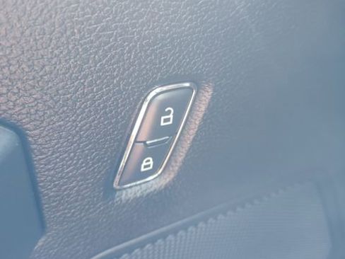 Used 2018 Ford F150 XLT w/ Equipment Group 301A Mid RWD image 29