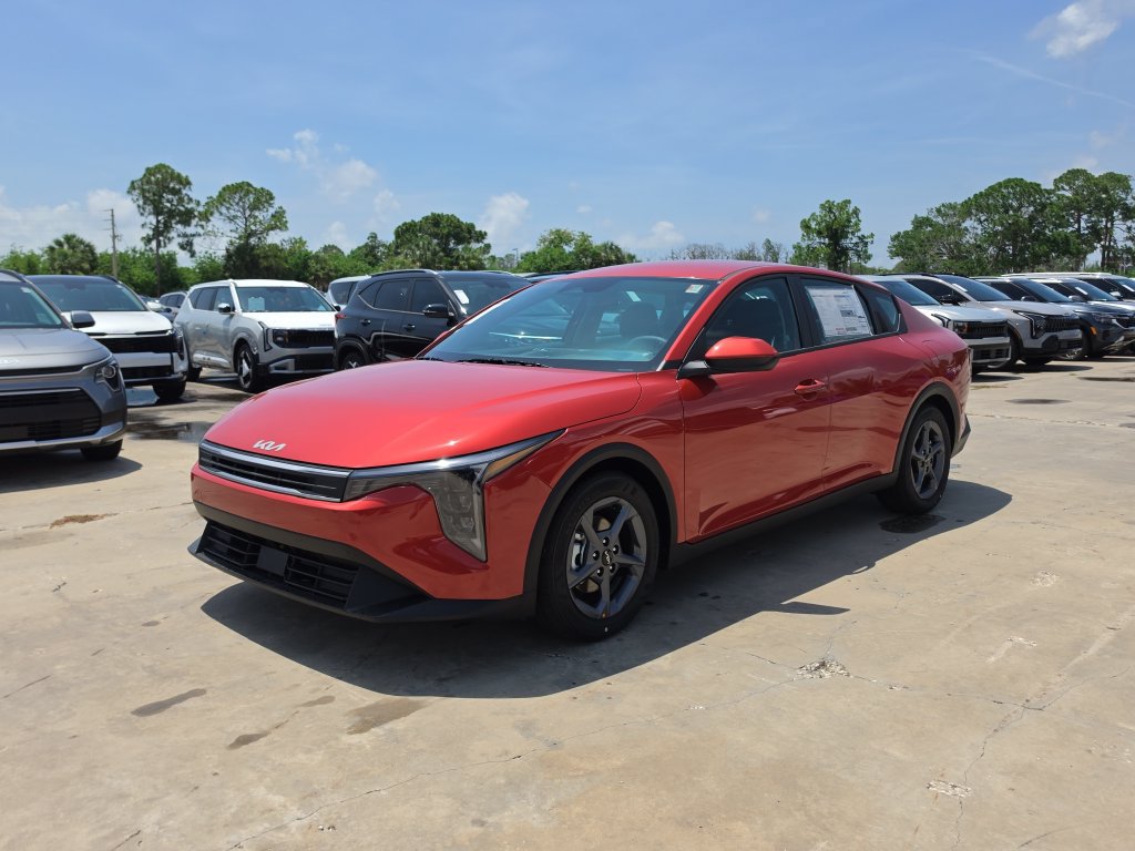 New 2026 Kia K4 FWD image 4