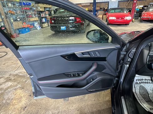 Used 2018 Audi A4 2.0T Premium Plus w/ Premium Plus Package image 10