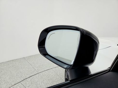 New 2026 Volvo XC60 B5 Plus w/ Climate Package PRO image 19