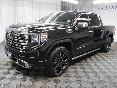 Used 2022 GMC Sierra 1500 Denali w/ Denali Carbonpro Edition AWD/4WD image 8