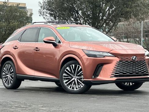 Used 2023 Lexus RX 350 w/ Cold Area Package image 2