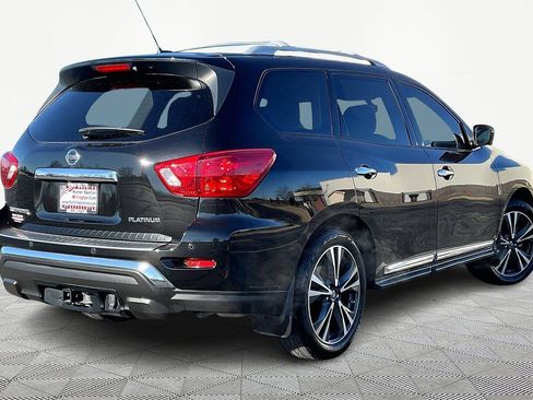 Used 2018 Nissan Pathfinder Platinum w/ Cargo Package image 11
