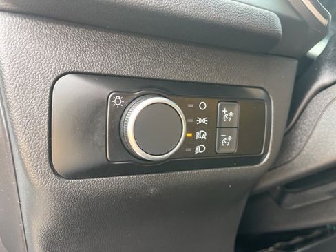 Used 2022 Ford Escape SE w/ Cold Weather Package image 26