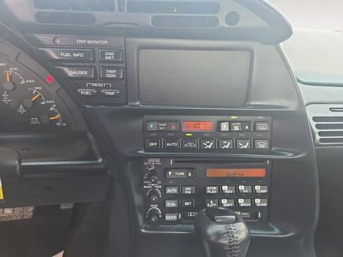 Used 1994 Chevrolet Corvette Coupe RWD image 15