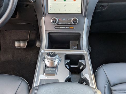 Certified 2024 Ford Edge SEL w/ Convenience Package image 22