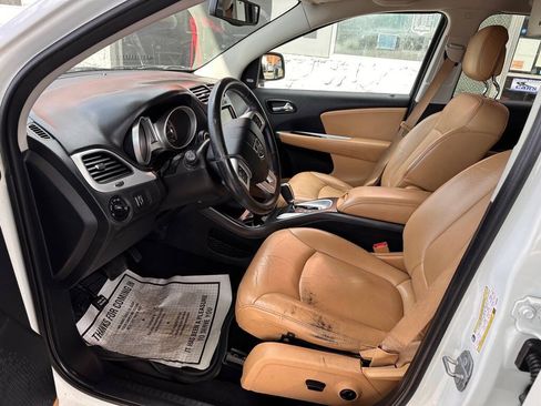 Used 2014 Dodge Journey Limited w/ Flexible Seating Group FWD image 13