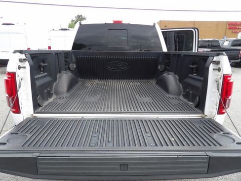 Used 2017 Ford F150 Lariat AWD/4WD image 13