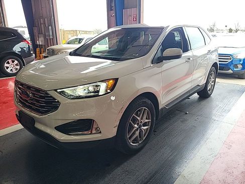 Used 2021 Ford Edge SEL image 1