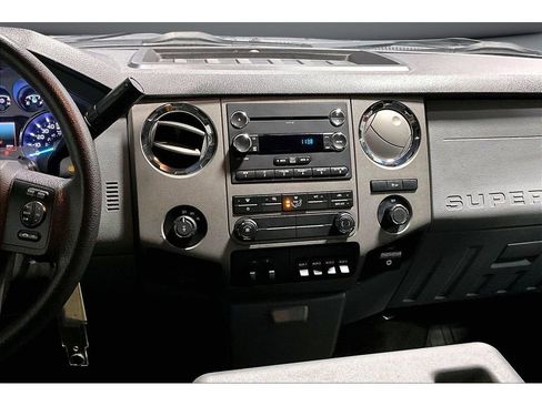 Used 2012 Ford F350 XLT w/ XLT Premium Pkg image 7