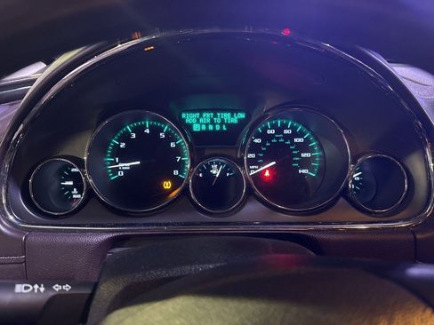 Used 2015 Buick Enclave Premium image 9