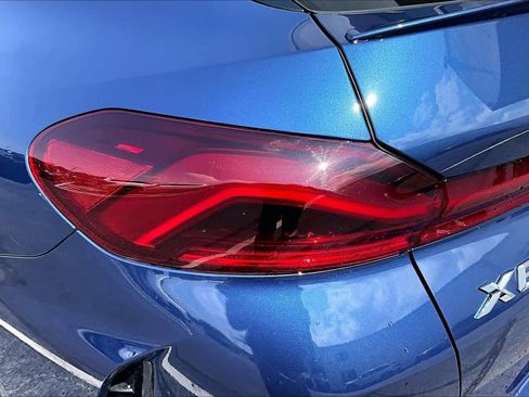 Used 2022 BMW X6 xDrive40i w/ M Sport Package AWD/4WD image 27