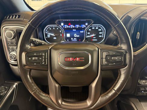 Used 2019 GMC Sierra 1500 AT4 w/ Technology Package AWD/4WD image 17