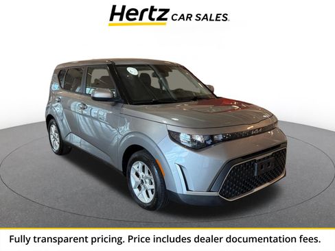 Used 2025 Kia Soul LX w/ LX Technology Package FWD image 1