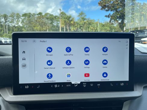 New 2025 Ford Explorer Active image 29