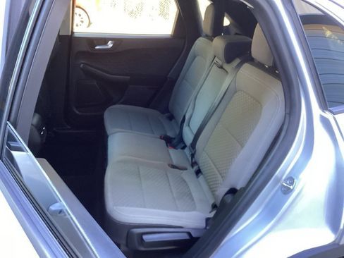 Used 2020 Ford Escape SE image 36
