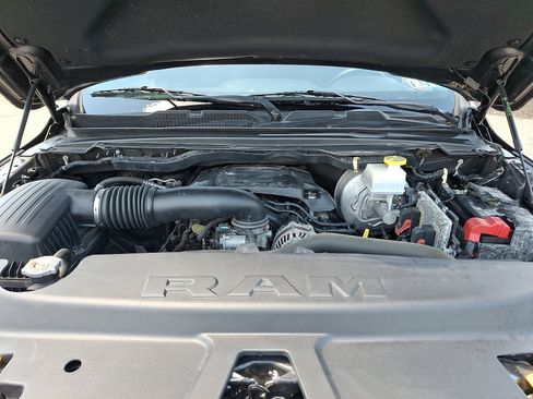 Used 2019 RAM 1500 Big Horn AWD/4WD image 29