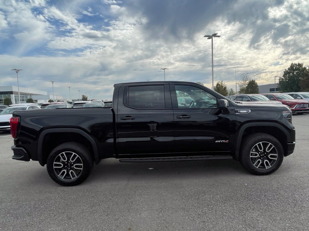 New 2026 GMC Sierra 1500 AT4 w/ AT4 Premium Package AWD/4WD image 5