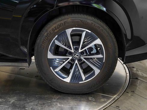 Used 2025 Lexus RZ 300e w/ Accessory Package (2T) FWD image 10